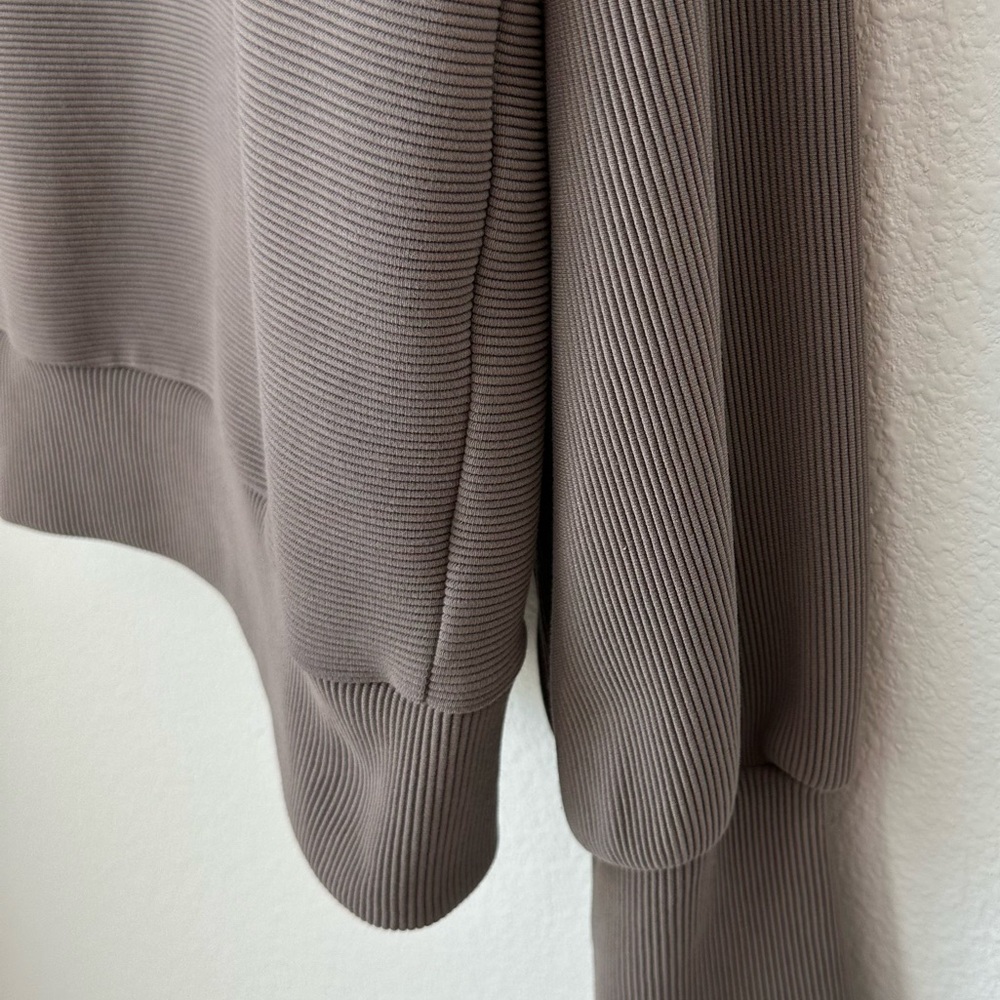 ☀️ VARLEY Vine Ottoman Half-Zip Popover - Picture 10 of 16